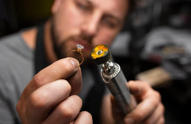 Как продвигать ювелирный бренд через отраслевые СМИ разбор на примере форм огранки бриллиантов